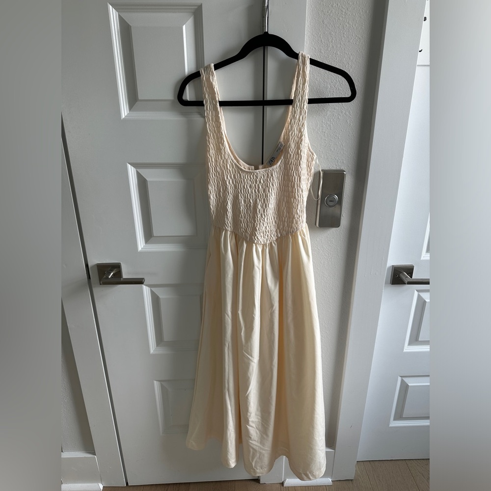 Zara dress size medium